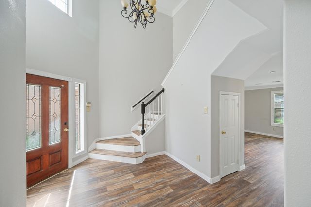 514 Brushy Glen Drive, Houston, TX 77073