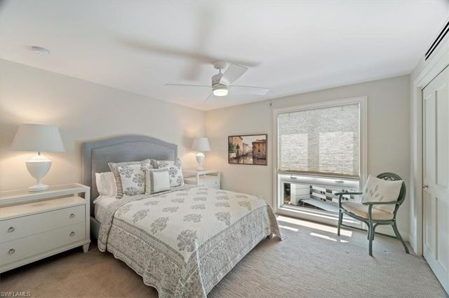 250 Park Shore DR # 701, Naples, FL 34103