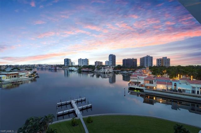 250 Park Shore DR # 701, Naples, FL 34103