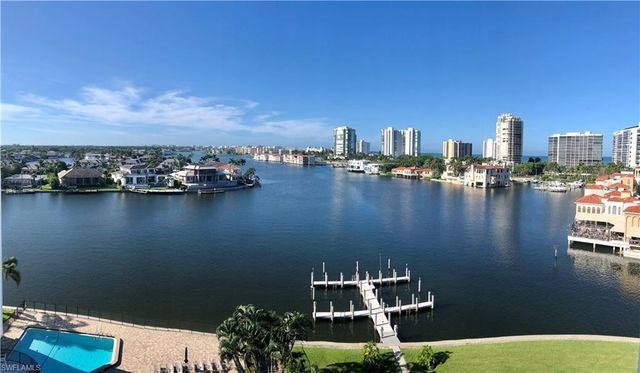 250 Park Shore DR # 701, Naples, FL 34103