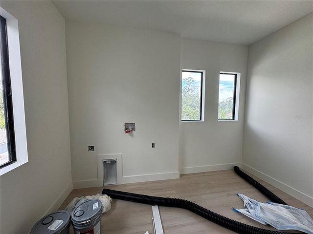 4316 WALLACE CIRCLE, Tampa, FL 33611