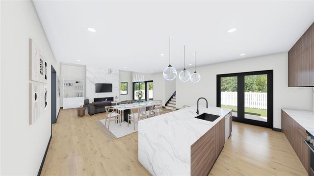 4316 WALLACE CIRCLE, Tampa, FL 33611
