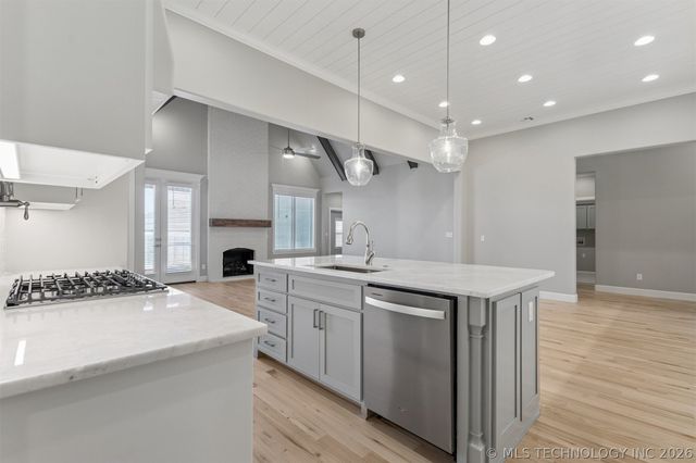 14910 S Sequoia Street S, Glenpool, OK 74033