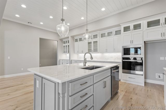 14910 S Sequoia Street S, Glenpool, OK 74033