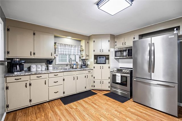 40 Spencer Street, Lyons, NY 14489