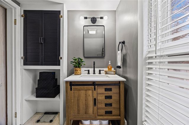 40 Spencer Street, Lyons, NY 14489