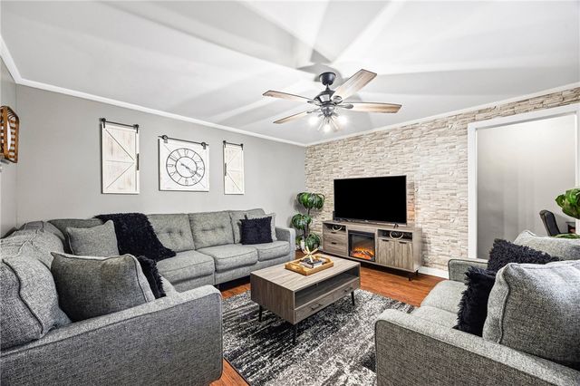 40 Spencer Street, Lyons, NY 14489