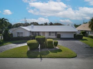 4141 NE 23RD Avenue, Lighthouse Point, FL 33064