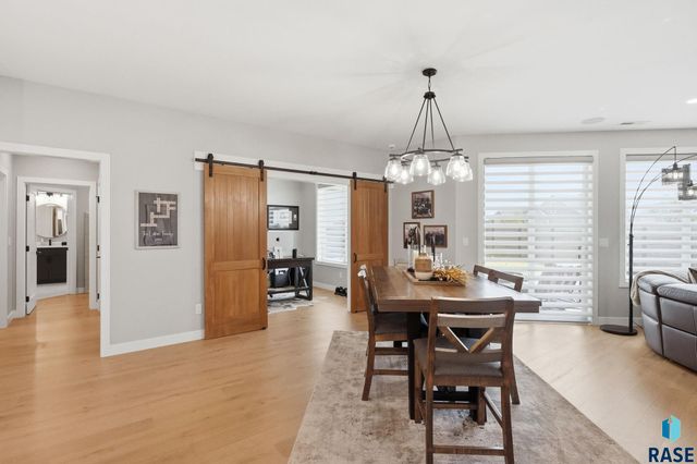 1700 N Otto Ave Avenue, Sioux Falls, SD 57110