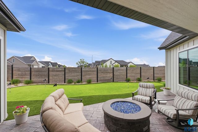 1700 N Otto Ave Avenue, Sioux Falls, SD 57110