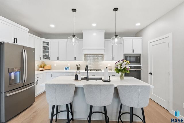 1700 N Otto Ave Avenue, Sioux Falls, SD 57110