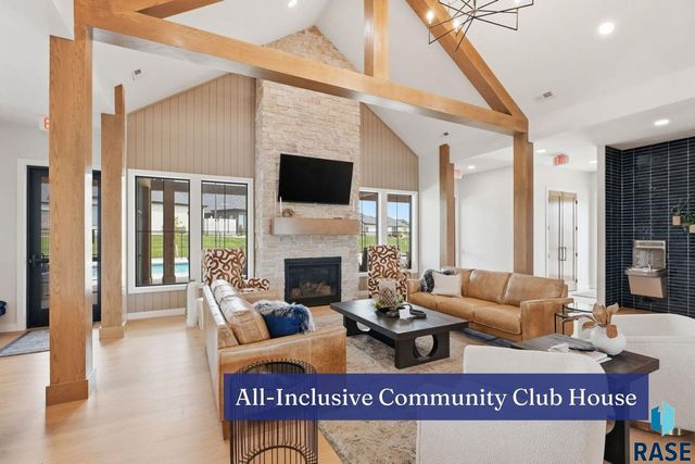 1700 N Otto Ave Avenue, Sioux Falls, SD 57110