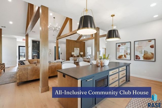 1700 N Otto Ave Avenue, Sioux Falls, SD 57110