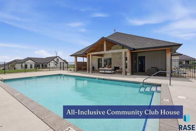 1700 N Otto Ave Avenue, Sioux Falls, SD 57110