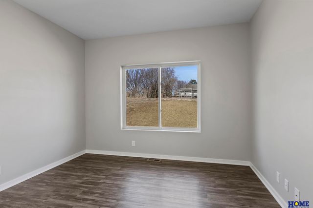 8538 Birkett Drive, Lincoln, NE 68526