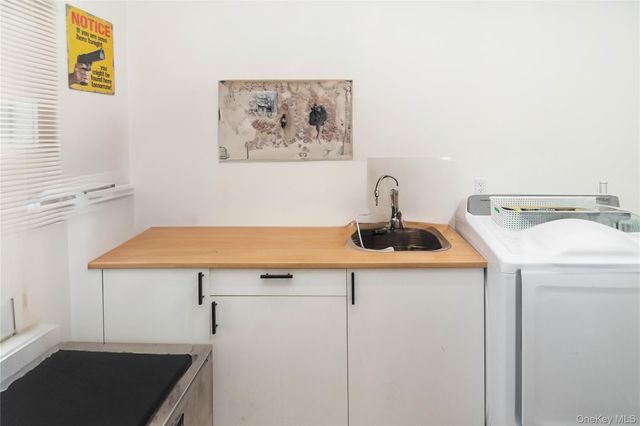 4 Lewis Lane, Bloomingburg, NY 12721