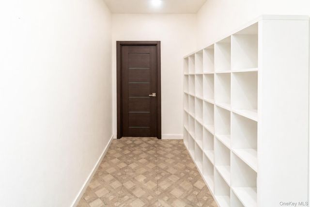 4 Lewis Lane, Bloomingburg, NY 12721