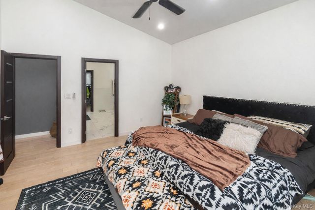 4 Lewis Lane, Bloomingburg, NY 12721