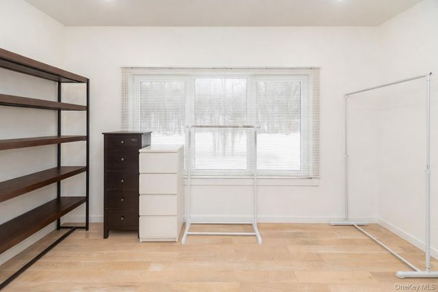 4 Lewis Lane, Bloomingburg, NY 12721