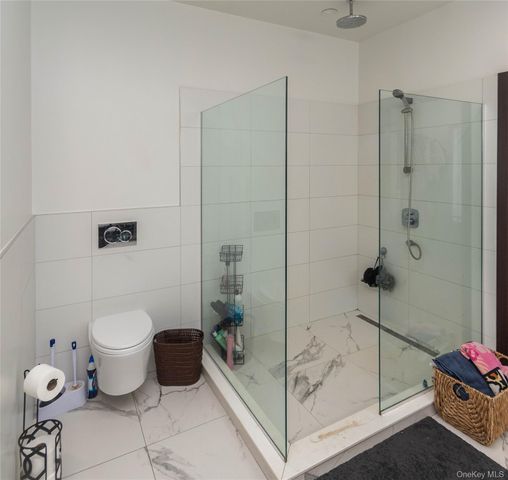 4 Lewis Lane, Bloomingburg, NY 12721