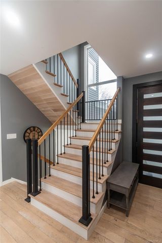 4 Lewis Lane, Bloomingburg, NY 12721