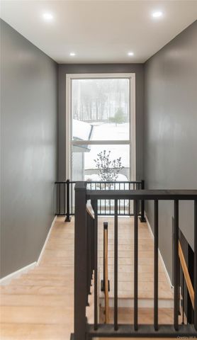 4 Lewis Lane, Bloomingburg, NY 12721