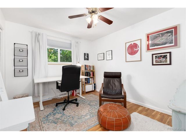 7175 S Penrose Ct, Centennial, CO 80122