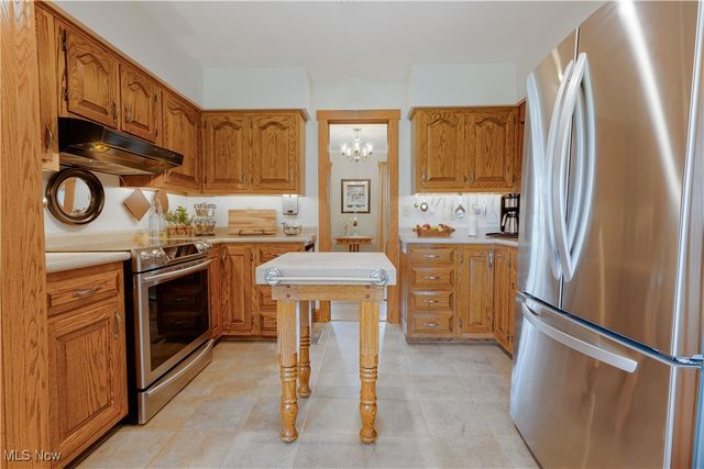 1240 Hayesville Road, Waterford, OH 45786