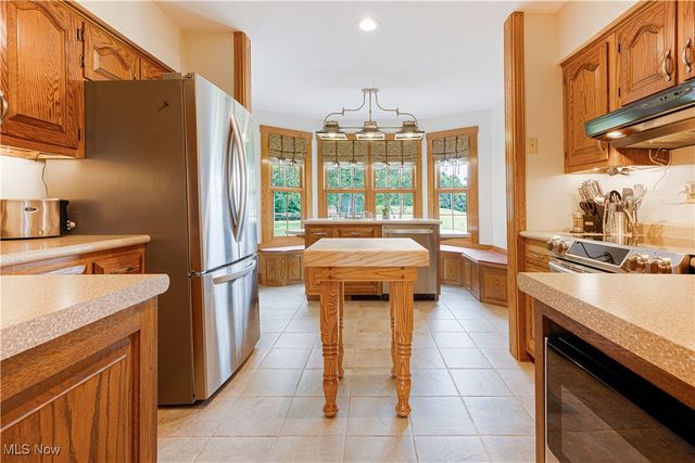 1240 Hayesville Road, Waterford, OH 45786