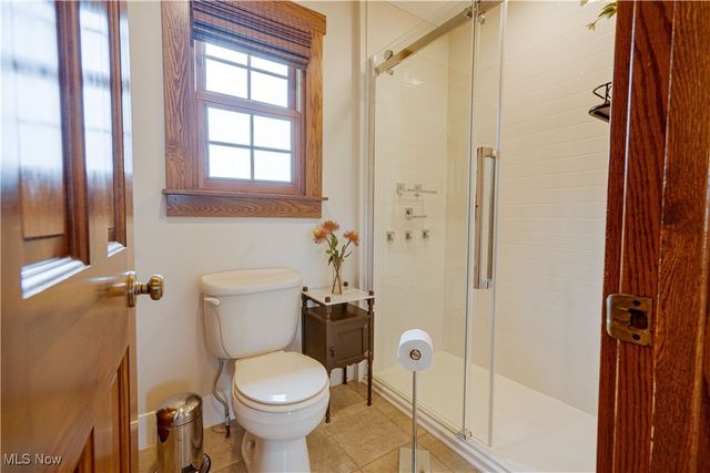 1240 Hayesville Road, Waterford, OH 45786