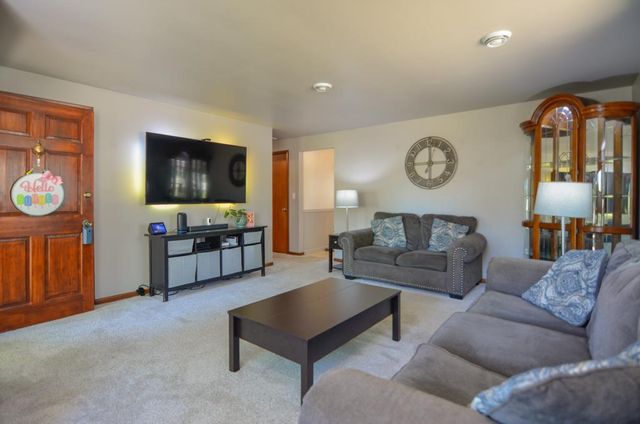614 KARL STREET, Green Bay, WI 54301