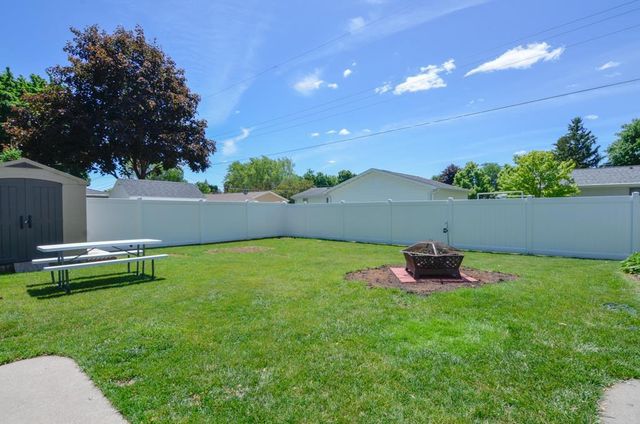 614 KARL STREET, Green Bay, WI 54301