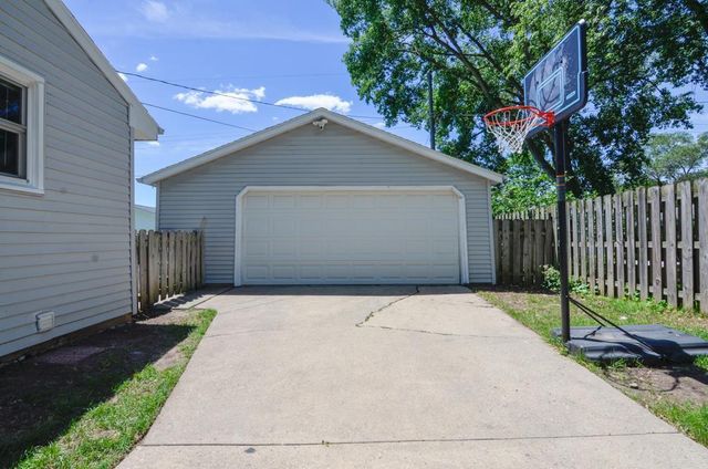 614 KARL STREET, Green Bay, WI 54301