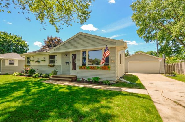 614 KARL STREET, Green Bay, WI 54301