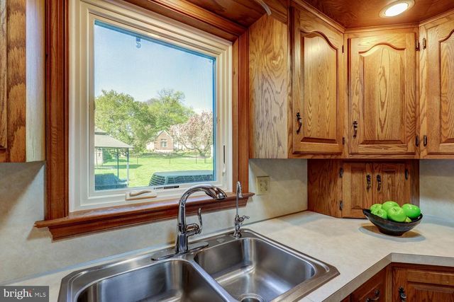 916 DAWN AVE, Ephrata, PA 17522