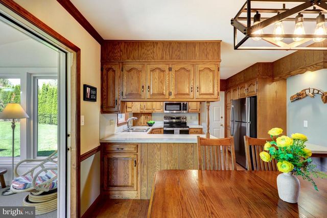 916 DAWN AVE, Ephrata, PA 17522