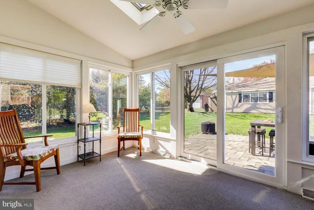 916 DAWN AVE, Ephrata, PA 17522