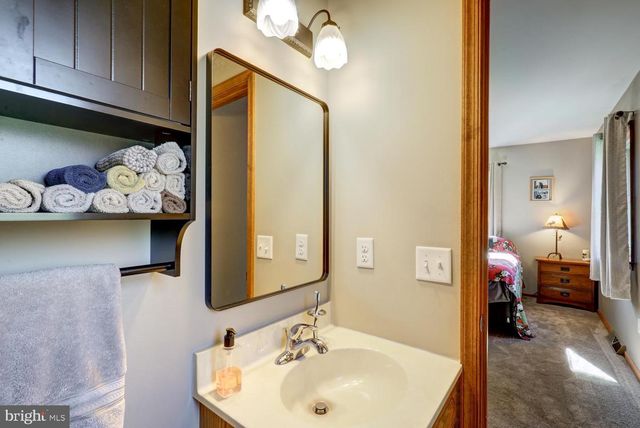 916 DAWN AVE, Ephrata, PA 17522
