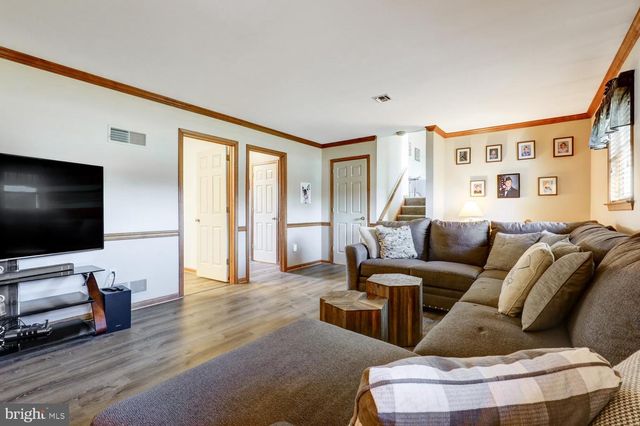 916 DAWN AVE, Ephrata, PA 17522