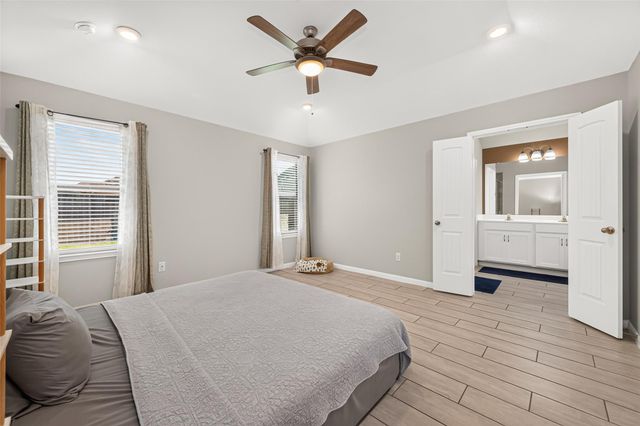 6903 Ridgemont Bend Ln, Manvel, TX 77578
