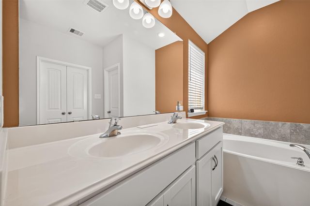 6903 Ridgemont Bend Ln, Manvel, TX 77578