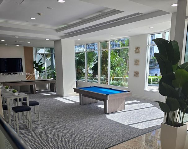 2670 E Sunrise Blvd 315, Fort Lauderdale, FL 33304