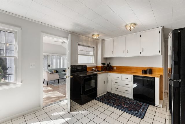 198 Pond St, Winchester, MA 01890