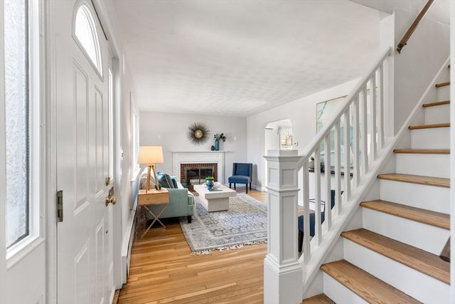 198 Pond St, Winchester, MA 01890