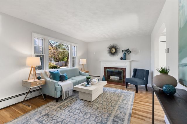 198 Pond St, Winchester, MA 01890