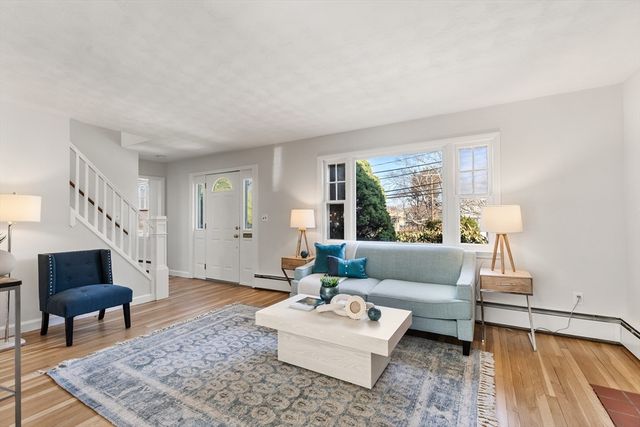 198 Pond St, Winchester, MA 01890