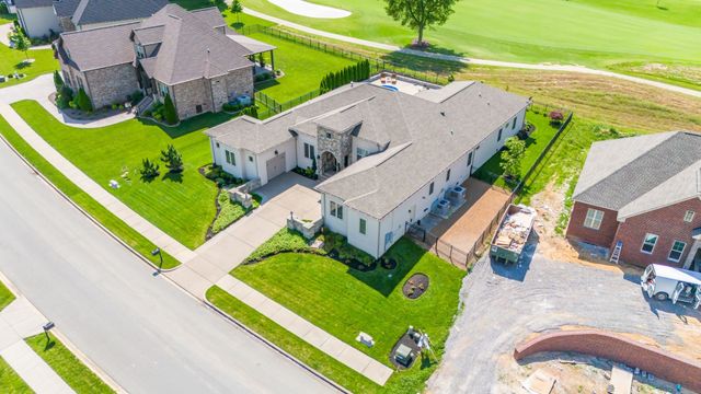 1041 Albatross Way, Gallatin, TN 37066