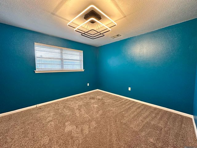 12037 Goodwood Blvd, Baton Rouge, LA 70815