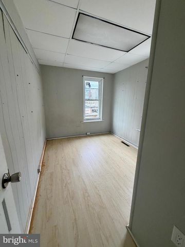 345 HOLLENBACH ST, Reading, PA 19601