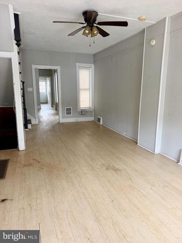 345 HOLLENBACH ST, Reading, PA 19601